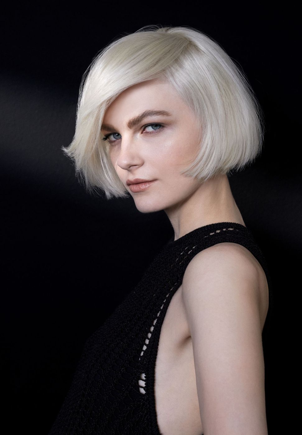 Platinblonder Bob